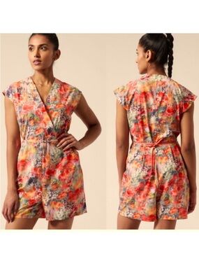 Athleta Floral Marlow Romper Size Medium EUC